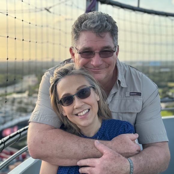 Meet your Posher, Esther - Picture 1 of 1